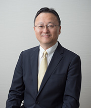 代表取締役社長 黒田 篤郎